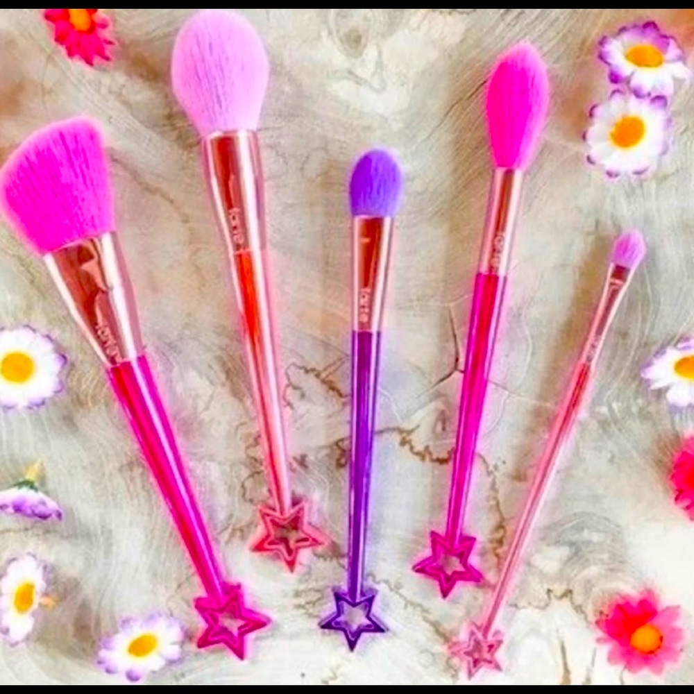 Tarts makeup brush set